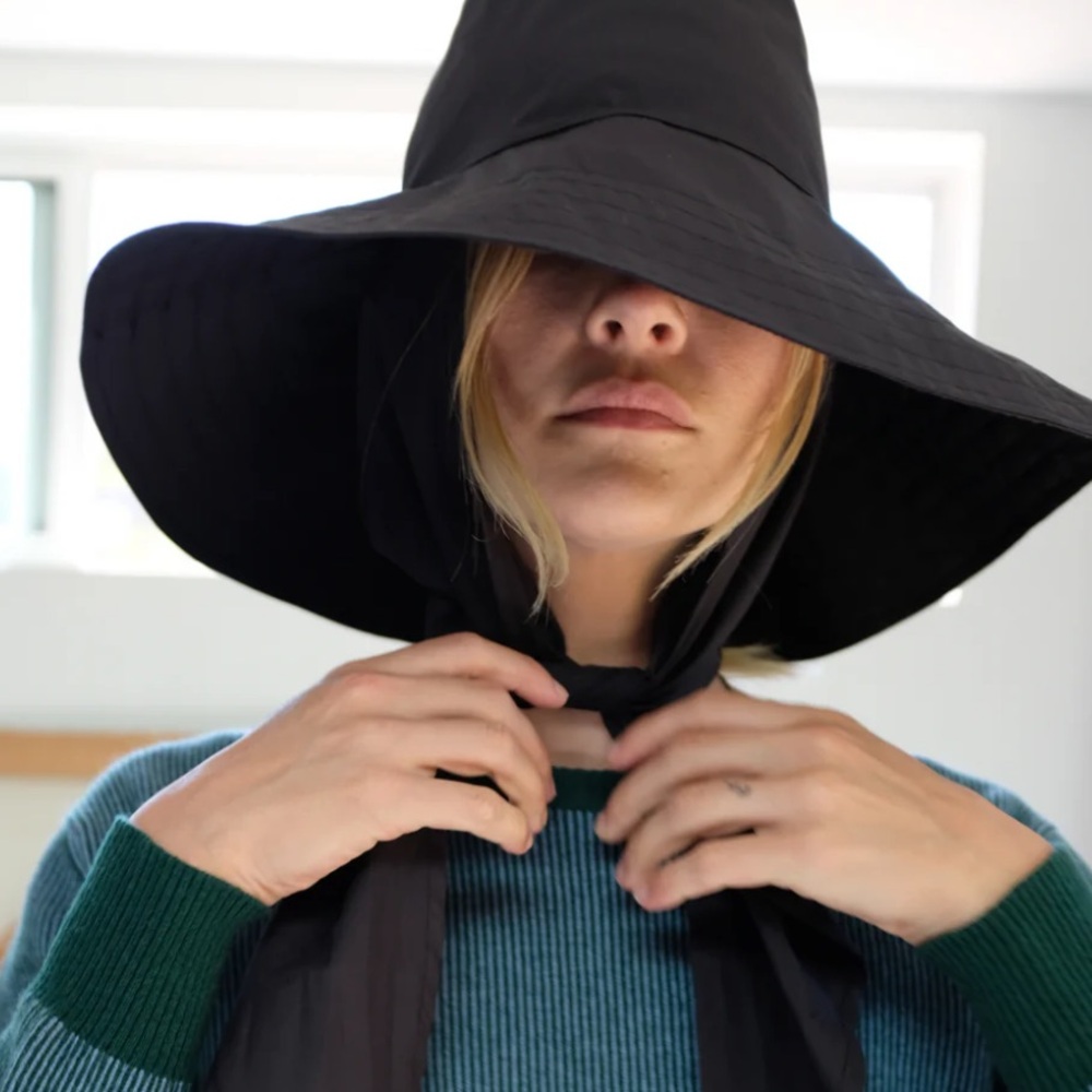 Beklina Scarf Hat Black